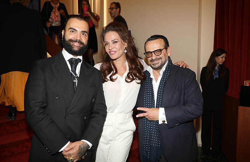 Πέτρος Κόκκαλης: Καμάρωσε τη σύζυγό του, Δήμητρα Ματσούκα στην πρεμιέρα της παράστασης «Η Κόμισσα της Φάμπρικας» 2 Πέτρος Κόκκαλης: Καμάρωσε τη σύζυγό του, Δήμητρα Ματσούκα στην πρεμιέρα της παράστασης «Η Κόμισσα της Φάμπρικας»