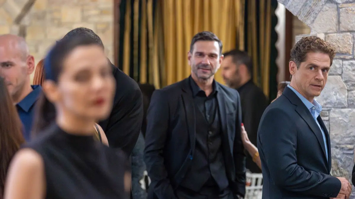 «Μια νύχτα μόνο»: Νέες backstage φωτογραφίες και αποκαλυπτικές στιγμές της σειράς του MEGA 7 «Μια νύχτα μόνο»: Νέες backstage φωτογραφίες και αποκαλυπτικές στιγμές της σειράς του MEGA