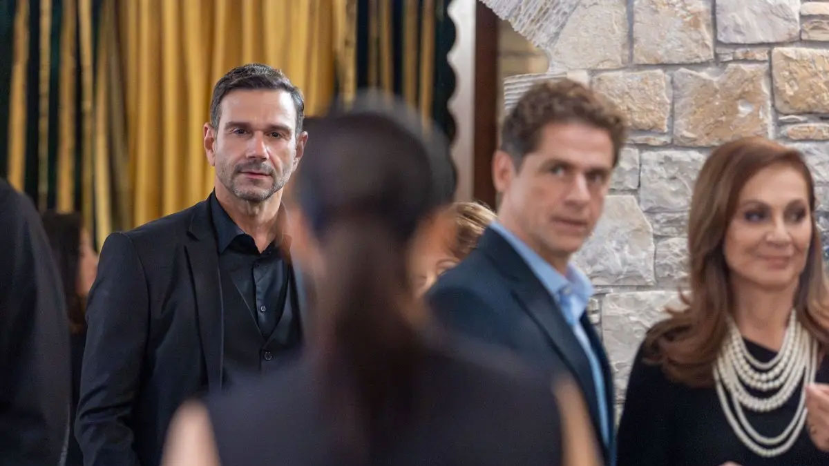 «Μια νύχτα μόνο»: Νέες backstage φωτογραφίες και αποκαλυπτικές στιγμές της σειράς του MEGA 1 «Μια νύχτα μόνο»: Νέες backstage φωτογραφίες και αποκαλυπτικές στιγμές της σειράς του MEGA