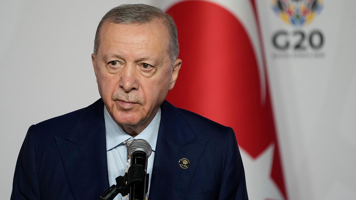 Ερντογάν: Η Τουρκία διατηρεί την ψυχραιμία της και επιδιώκει ειρήνη στη Μέση Ανατολή