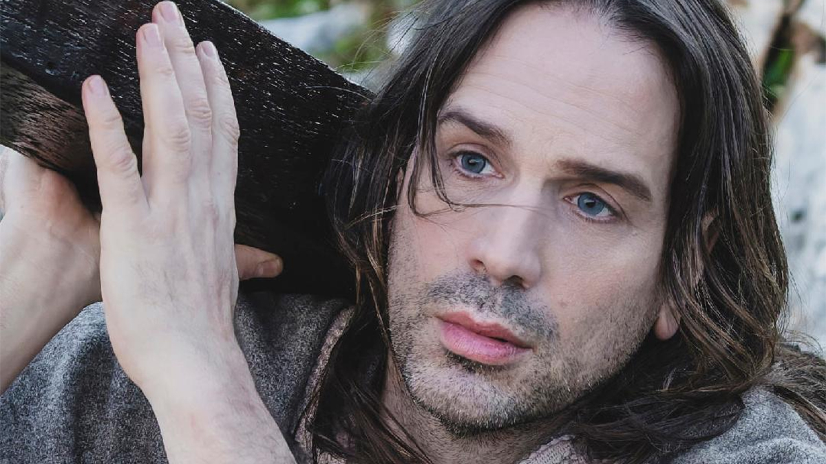 «Ο Χριστός ξανασταυρώνεται» του Νίκου Καζαντζάκη στο Θέατρο Σταθμός