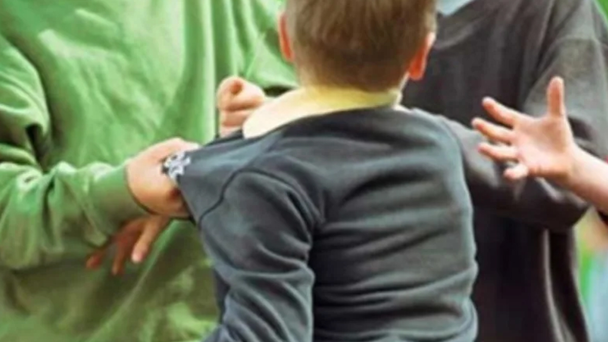 Σοκ στην Πάτρα: 16χρονος γρονθοκόπησε οκτάχρονο μέσα στο σχολείο