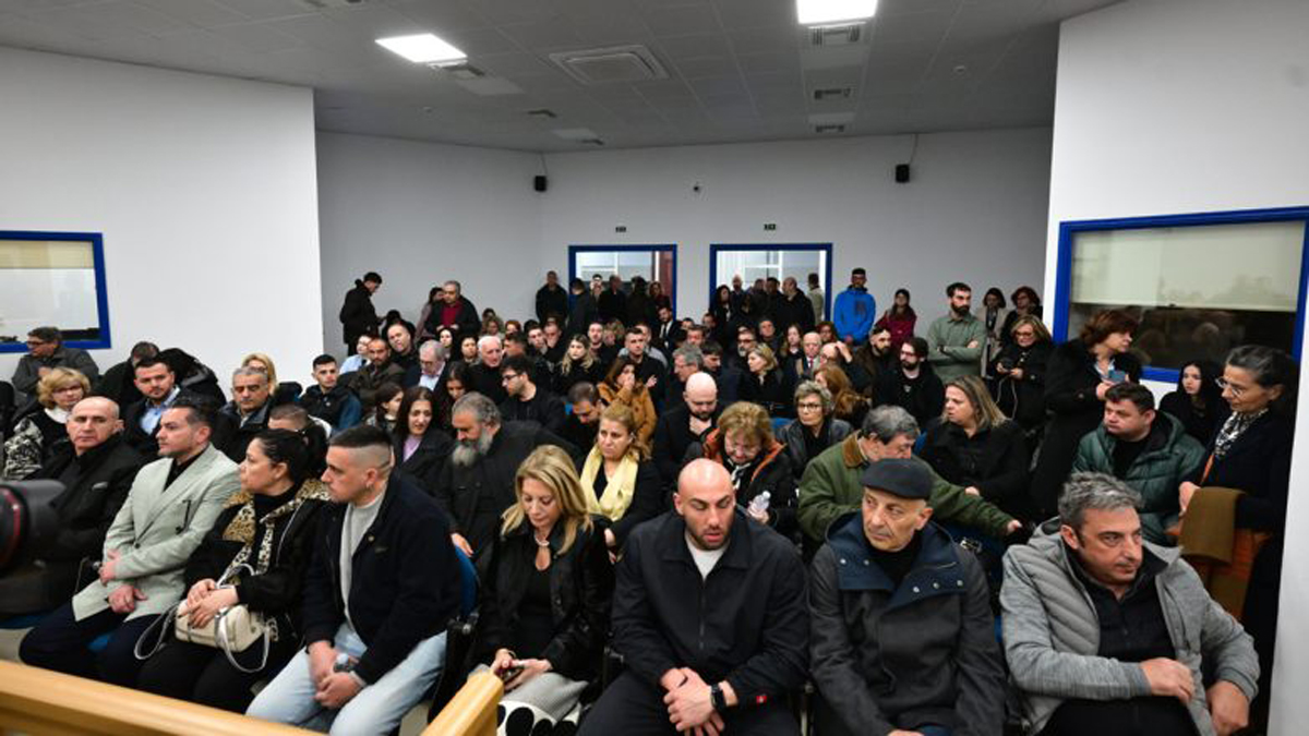 Οικογένειες θυμάτων: «Το έγκλημα των Τεμπών δεν θα ξεχαστεί»