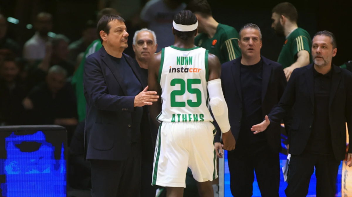 Αταμάν στα αποδυτήρια: «Η δουλειά μας δεν έχει τελειώσει» (video)