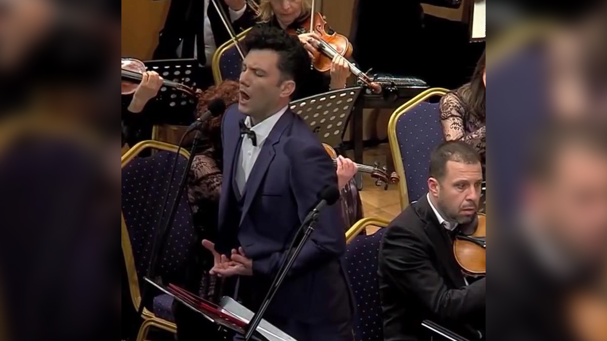 Ο τενόρος Σταύρος Σαλαμπασόπουλος κατέκτησε το κοινό της Ρώμης