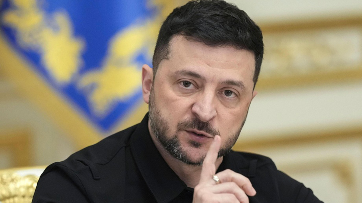 Το «βιολί» του ο Ζελένσκι: Η Ουκρανία χρειάζεται πυρηνικά ως εγγύηση ασφάλειας