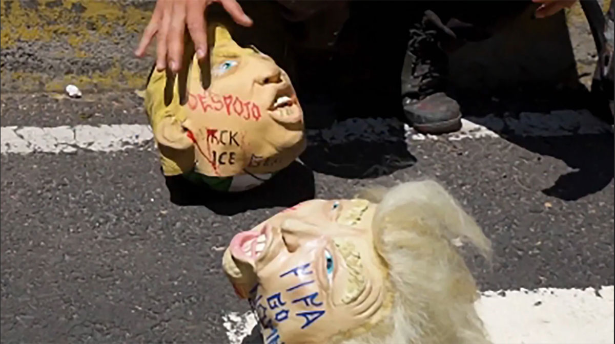 Κλώτσησαν μπάλες με το πρόσωπο του Τραμπ