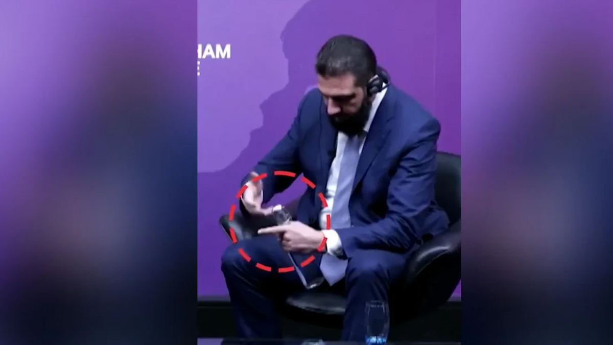 Αλ Σάρα: Δεν κατάφερε να ανοίξει ένα μπουκάλι νερό