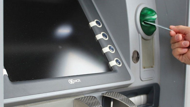 Πάσχα καθολικών: Αργία για τράπεζες και Χρηματιστήριο την Παρασκευή και τη Μ. Δευτέρα