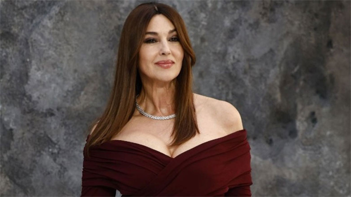 Η Μόνικα Μπελούτσι ανέβασε στο Instagram τραγούδι του Βλάσση Μπονάτσου