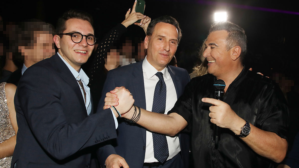 Στα μπουζούκια ο Μιχάλης Δημητρακόπουλος με τον γιο του – Διασκέδασε στον Ρέμο μία μέρα μετά τη σύλληψη της Τούνη