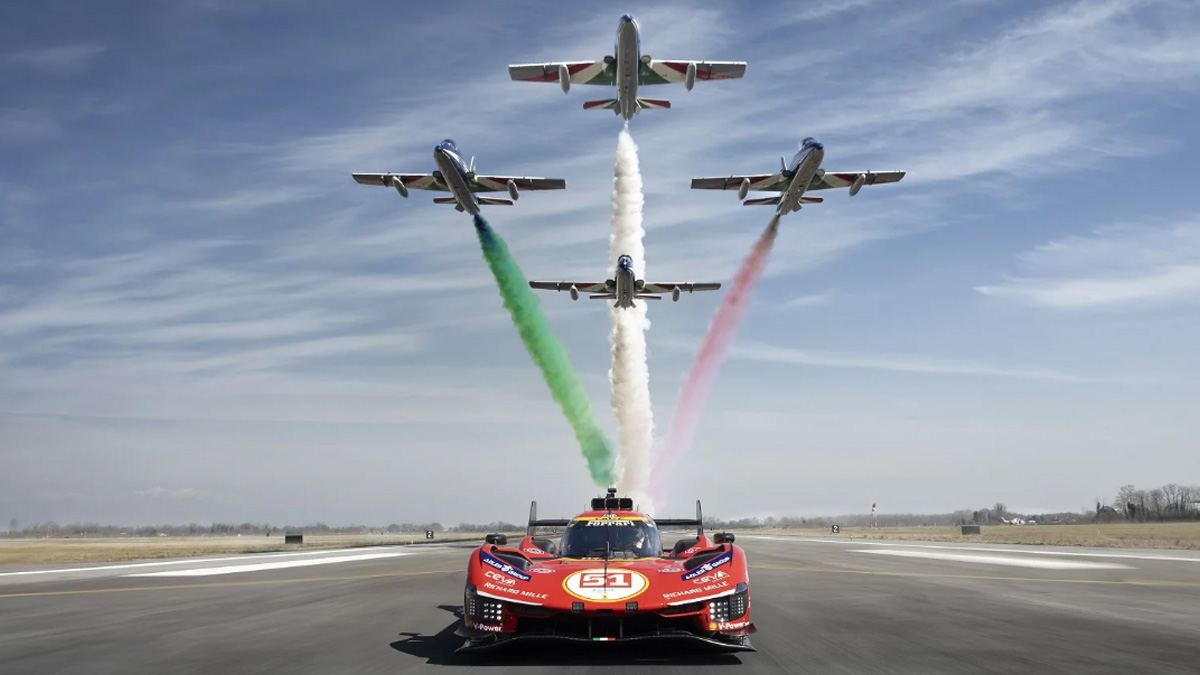 Υπερθέαμα από την αγωνιστική Ferrari 499P των 680 ίππων, παρέα με μαχητικά jets (Βίντεο)