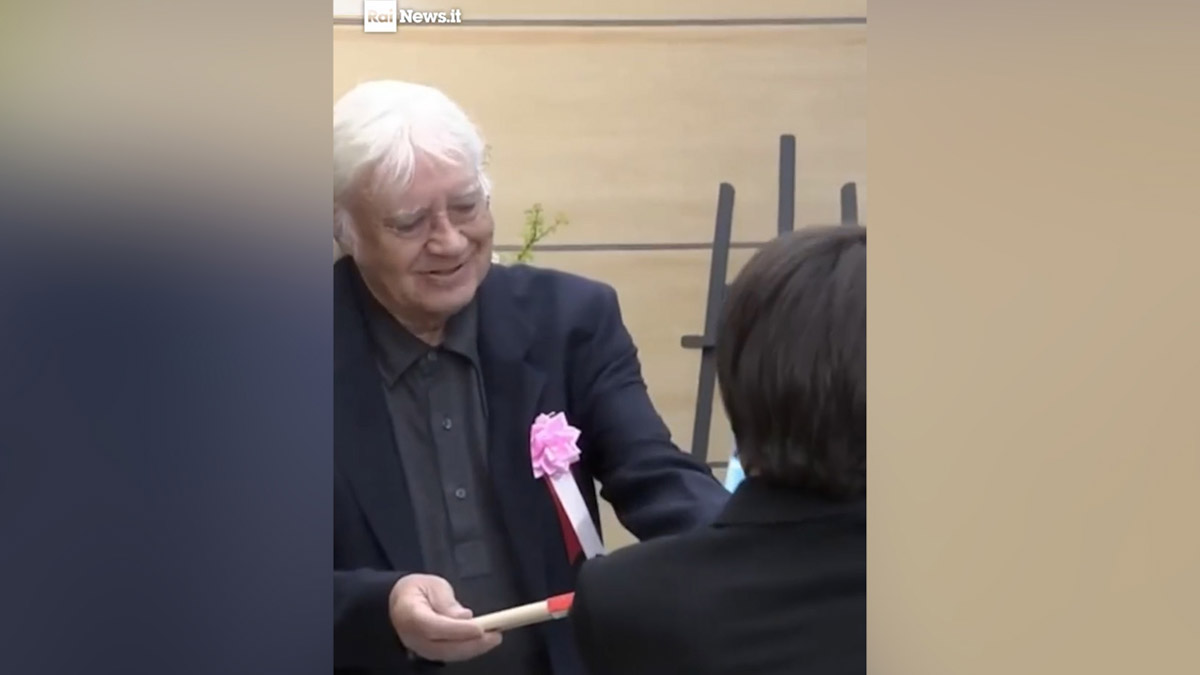 «Είσαι ο Θεός μου!»: Η πρωθυπουργός της Ιαπωνίας συνάντησε τους Deep Purple