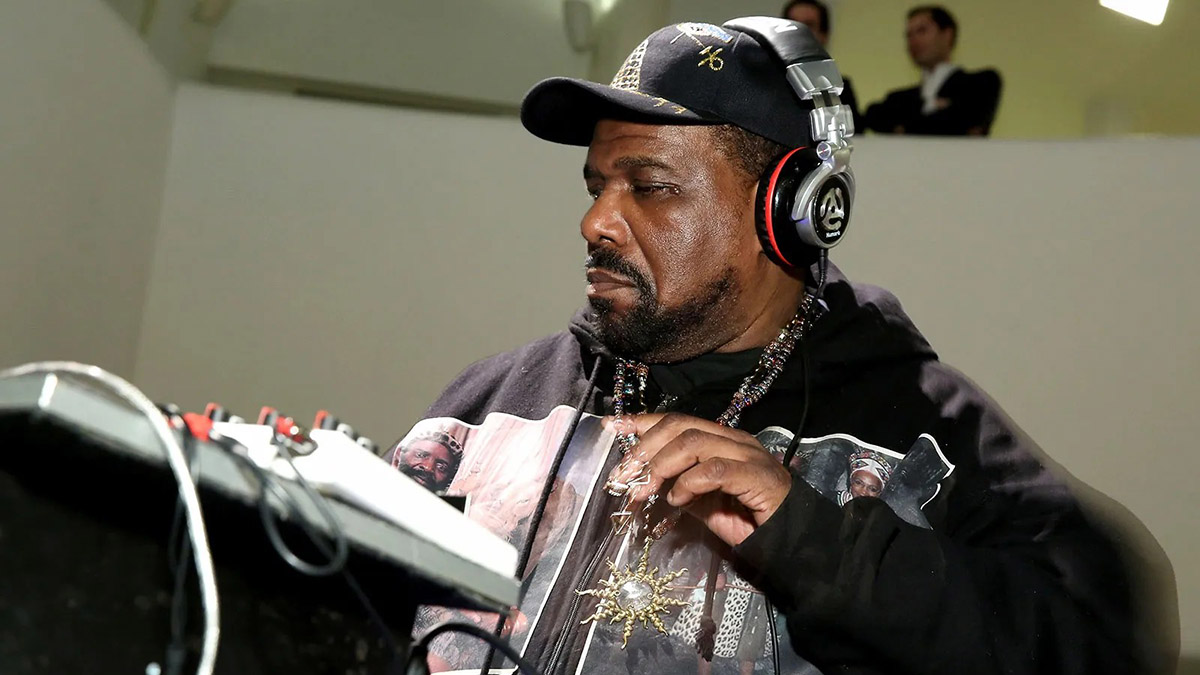 Πέθανε ο Afrika Bambaataa, ο αρχιτέκτονας του hip-hop που άλλαξε τη σκηνή