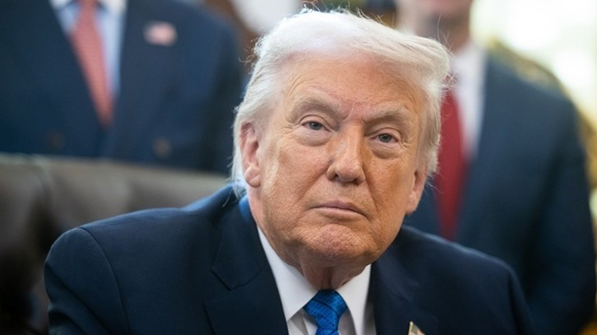 Artemis II: Ο Τραμπ συγχαίρει τους αστροναύτες και υπόσχεται πως το «επόμενο βήμα» θα είναι «ο Άρης!»