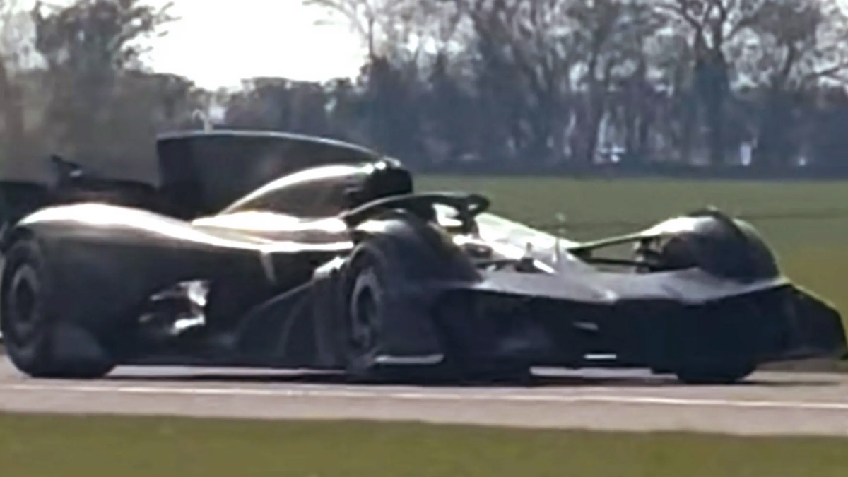 Aston Martin: Παρά τις ζημιές-σοκ 600εκατ., οι Βρετανοί ετοιμάζουν κορυφαίο hypercar (Βίντεο)