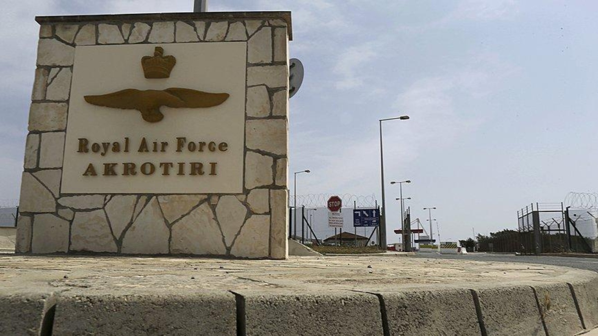 Βρετανία: Αδιαπραγμάτευτο το νομικό καθεστώς των βάσεων της στην Κύπρο