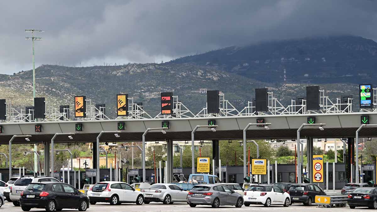 Επιστροφή των εκδρομέων με λασποβροχή και αφρικανική σκόνη