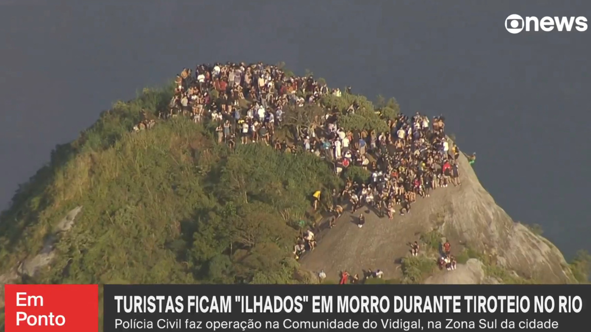 Βραζιλία: Πάνω από 200 τουρίστες εγκλωβίστηκαν σε βουνοκορφή του Ρίο ντε Τζανέιρο