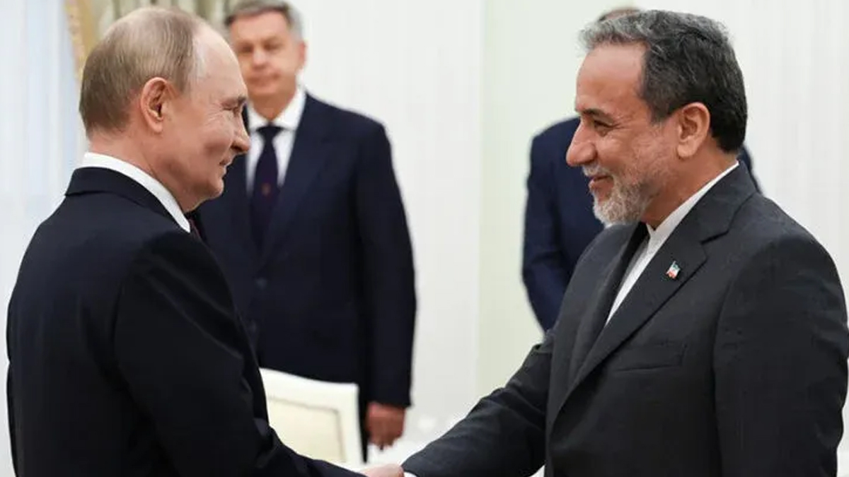 Ιράν: Ο ΥΠΕΞ Αραγτσί θα συναντήσει τον Πούτιν στη Μόσχα τη Δευτέρα