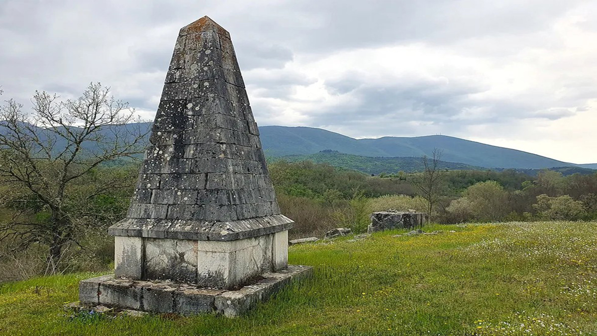 Ο άγνωστος οβελίσκος του Μαυροκορδάτου στη Δράμα