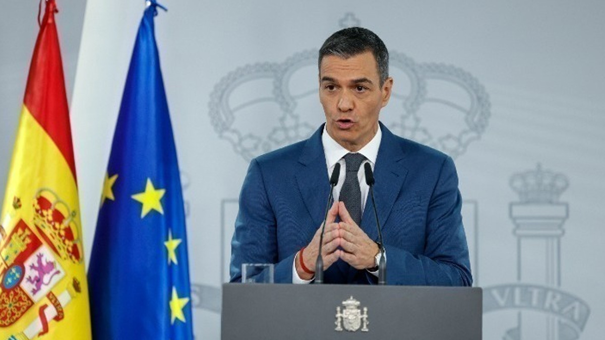 Πέδρο Σάντσεθ: Αναγκαστική προσγείωση στην Άγκυρα λόγω τεχνικού προβλήματος