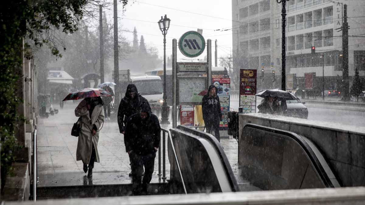 Έρχεται 10ημερο αστάθειας με βροχές, καταιγίδες και πτώση της θερμοκρασίας