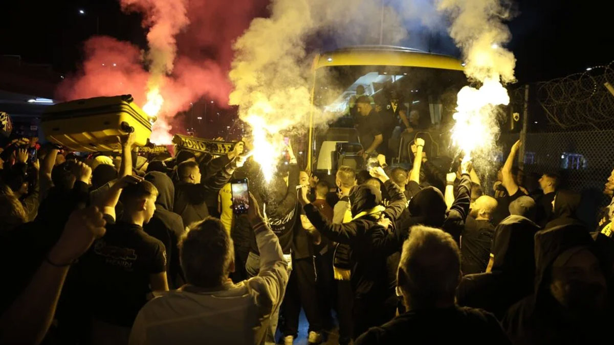 Αποθέωση για την ομάδα στο «Ελευθέριος Βενιζέλος»