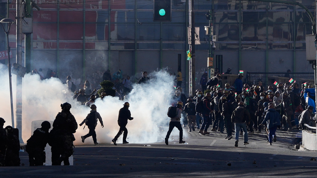 Βολιβία: Συγκρούσεις μεταλλωρύχων και αστυνομίας στην πρωτεύουσα Λα Πας