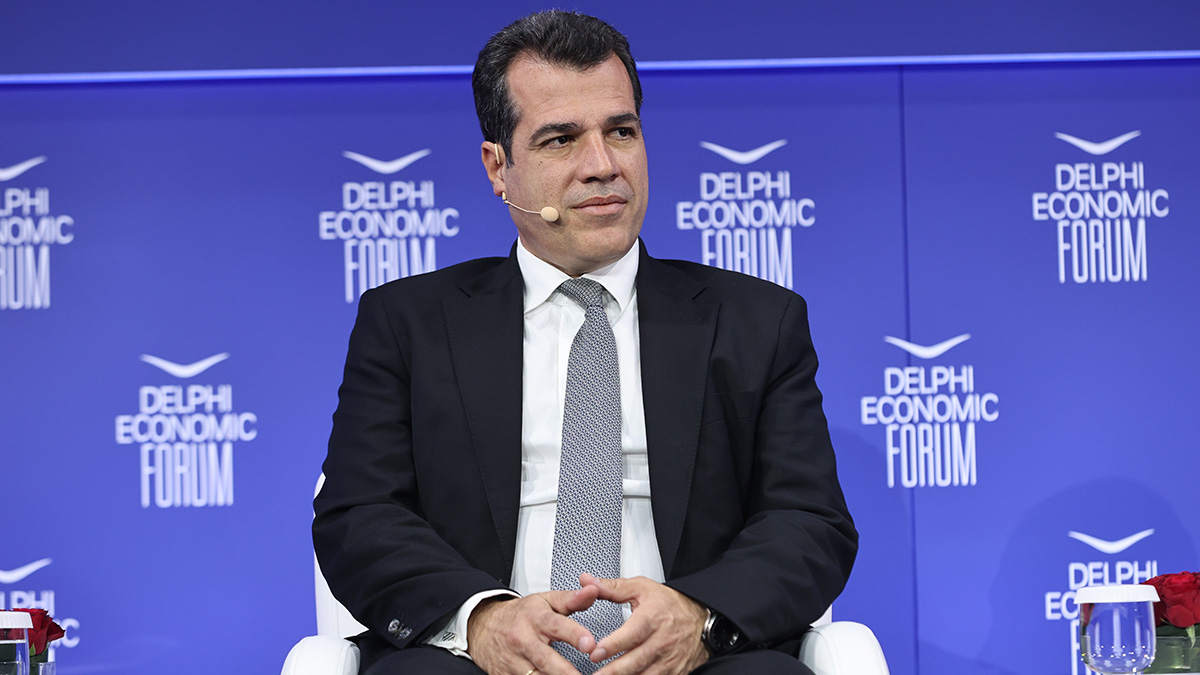 Τον Μελιγαλά θυμήθηκε ο υπουργός Μετανάστευσης