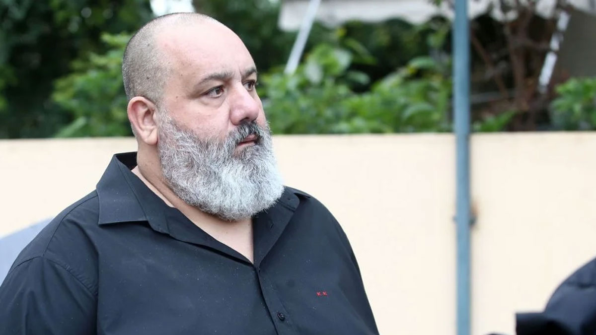 Καραπαπάς: «Όποιος δεν βλέπει φάουλ, να πάει σε οφθαλμίατρο ή ψυχίατρο»