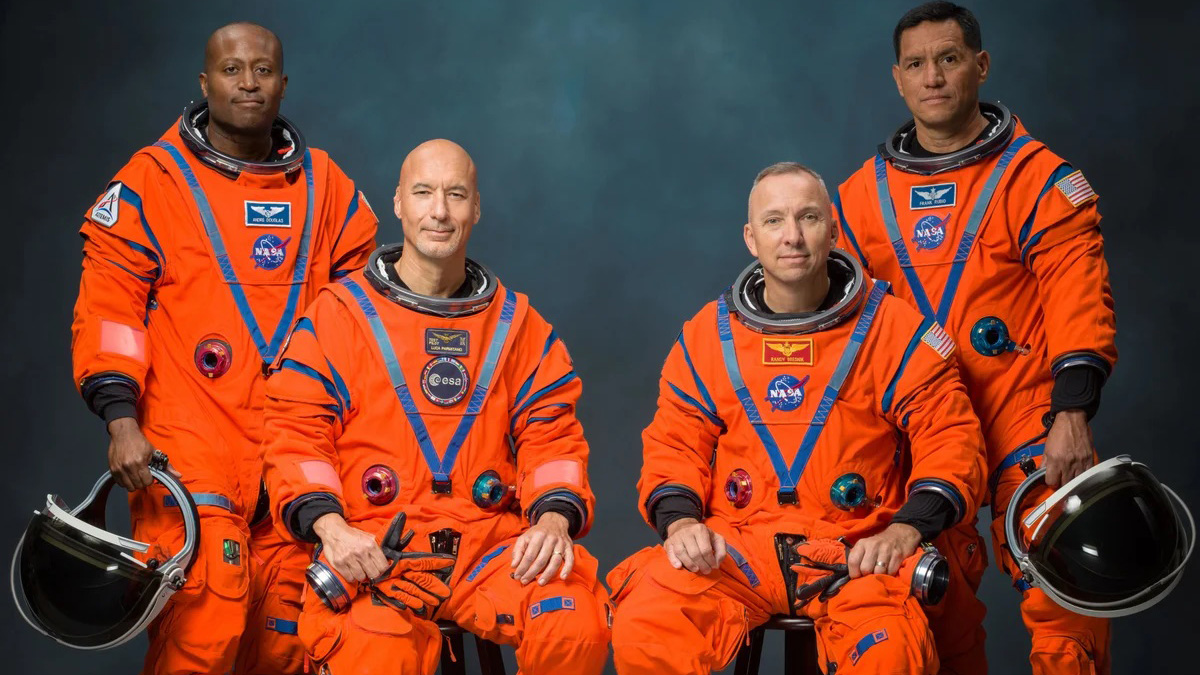 Artemis III: Αντιδράσεις προκάλεσε η επιλογή της NASA να μην