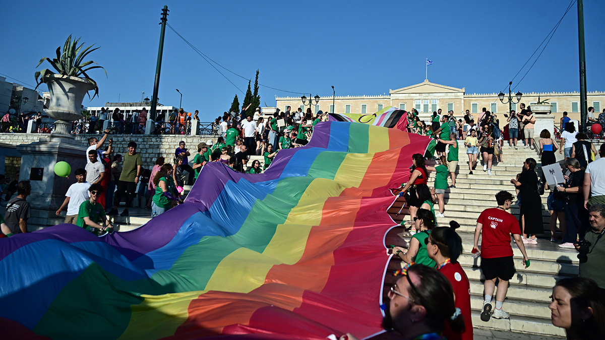 Η ΣΤΑΣΥ αρνήθηκε να βάλει αφίσες για το Athens Pri