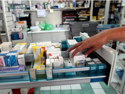 Συνεχίζεται η κόντρα ΕΟΠΥΥ-φαρμακοποιών